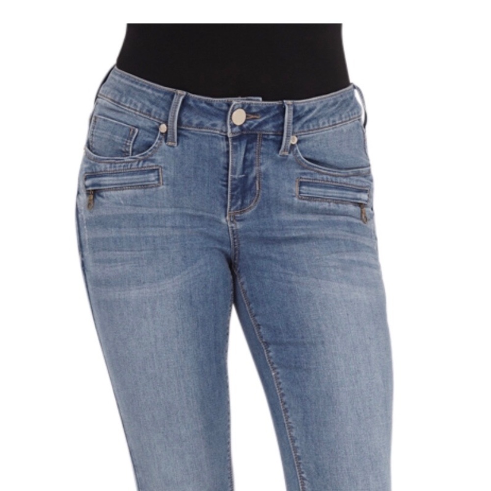 🥀SALE🐾NEW WITH TAGS SEVEN 7 slim bootcut jeans